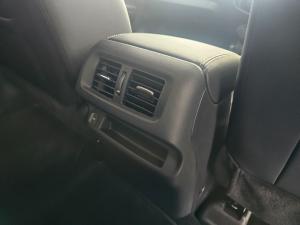 Nissan Navara 2.5DDTI PRO-4X Warrior 4X4 automatic D/C - Image 10