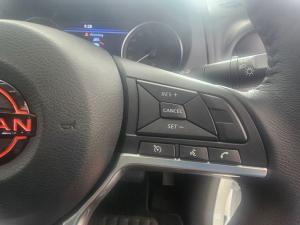Nissan Navara 2.5DDTI PRO-4X Warrior 4X4 automatic D/C - Image 9