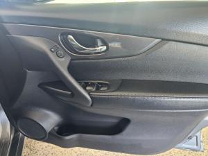 Nissan X Trail 2.5 Acenta 4X4 CVT - Image 12