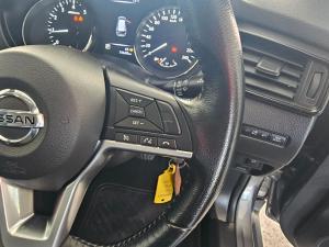 Nissan X Trail 2.5 Acenta 4X4 CVT - Image 14