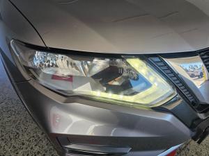 Nissan X Trail 2.5 Acenta 4X4 CVT - Image 19