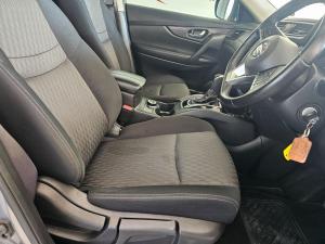 Nissan X Trail 2.5 Acenta 4X4 CVT - Image 6