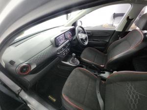 Hyundai Grand i10 1.2 MOTION/PREMIUM automatic - Image 8