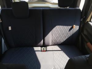 Suzuki Jimny 1.5 GLX AllGrip 5-door manual - Image 14