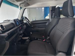 Suzuki Jimny 1.5 GLX AllGrip 3-door manual - Image 5