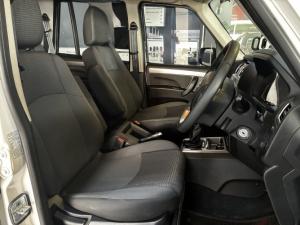 Mahindra Pik Up 2.2CRDe double cab 4x4 S6 Karoo auto - Image 7