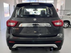 Suzuki Vitara Brezza 1.5 GLX - Image 5