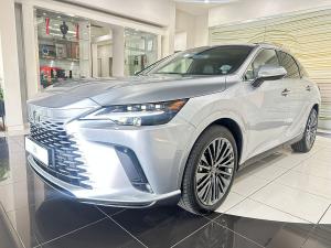 Lexus RX 450h+ - Image 4
