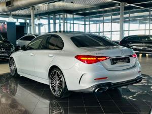Mercedes-Benz C-Class C200 AMG Line - Image 10