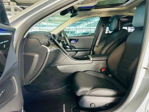 Mercedes-Benz C-Class C200 AMG Line - Image 5