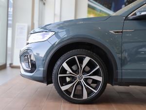 Volkswagen T-Roc 2.0TSI 4Motion R-Line - Image 7