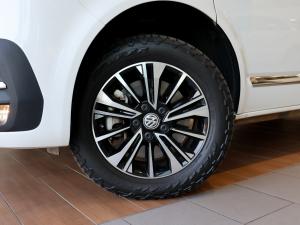 Volkswagen Transporter 2.0BiTDI Kombi SWB Trendline Plus 4Motion - Image 6