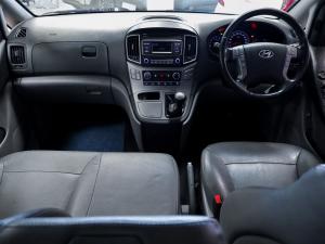 Hyundai H-1 2.4 bus GLS - Image 14