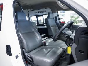 Nissan NV350 Impendulo 2.5i 16-seater - Image 12