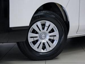 Nissan NV350 Impendulo 2.5i 16-seater - Image 2