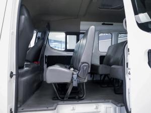 Nissan NV350 Impendulo 2.5i 16-seater - Image 9