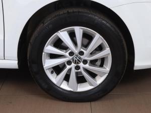 Volkswagen Polo Vivo hatch 1.6 Life - Image 10