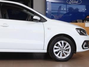 Volkswagen Polo Vivo hatch 1.6 Life - Image 6