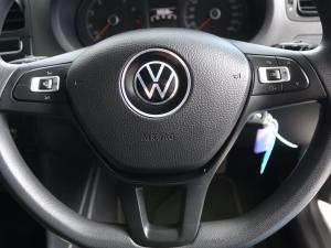 Volkswagen Polo Vivo hatch 1.6 Comfortline auto - Image 14