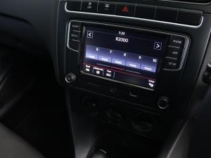 Volkswagen Polo Vivo hatch 1.6 Comfortline auto - Image 16
