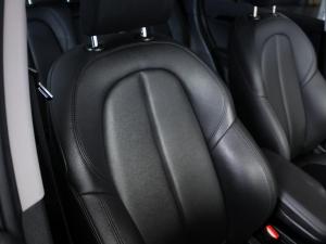 BMW X1 sDrive20d Sport Line auto - Image 16