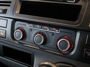 Volkswagen Kombi 2.0TDI 75kW SWB Trendline - Image 13