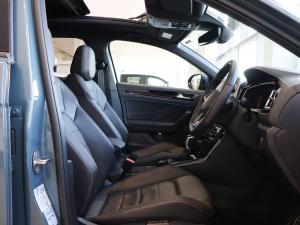 Volkswagen T-Roc 2.0TSI 4Motion R-Line - Image 11