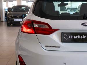 Ford Fiesta 1.0T Trend auto - Image 9