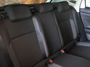 Volkswagen Polo hatch 1.0TSI Life manual - Image 30