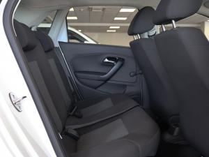 Volkswagen Polo Vivo hatch 1.6 Life - Image 14