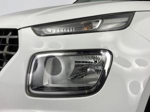 Hyundai Venue 1.0 Tgdi Fluid DCT - Image 5