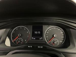 Volkswagen Polo 1.6 - Image 12