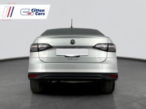 Volkswagen Polo 1.6 - Image 7