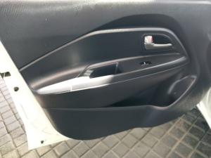 Kia Rio sedan 1.4 - Image 13