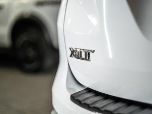 Ford Everest 2.2TDCi XLT auto - Image 15