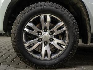 Ford Everest 2.2TDCi XLT auto - Image 9
