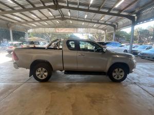 Toyota Hilux 2.8GD-6 Xtra cab Raider - Image 3