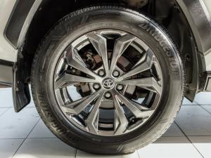 Toyota RAV4 2.5 Hybrid VX E-Four - Image 14