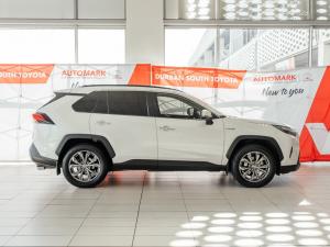 Toyota RAV4 2.5 Hybrid VX E-Four - Image 3