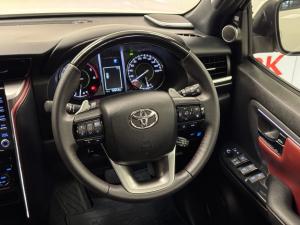 Toyota Fortuner 2.8GD-6 48V VX - Image 8