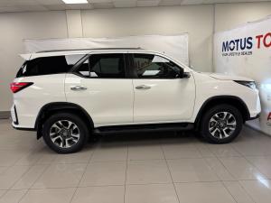 Toyota Fortuner 2.8GD-6 48V VX - Image 3