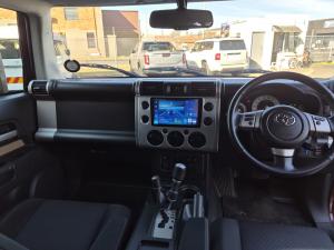 Toyota FJ Cruiser FJ Cruiser - Image 6
