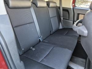 Toyota FJ Cruiser FJ Cruiser - Image 16