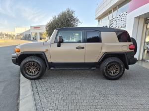 Toyota FJ Cruiser FJ Cruiser - Image 21
