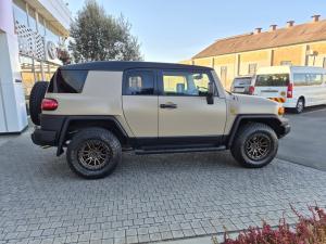 Toyota FJ Cruiser FJ Cruiser - Image 3
