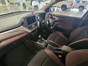Toyota Starlet Cross 1.5 XS manual - Image 7