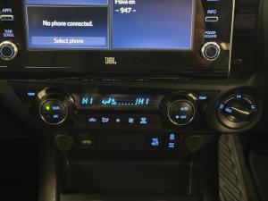 Toyota Hilux 2.8GD-6 48V double cab 4x4 Legend RS - Image 14