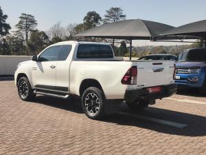 Toyota Hilux 2.8GD-6 Xtra cab 4x4 Legend 50 auto - Image 25