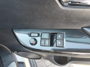 Toyota Hilux 2.8GD-6 Xtra cab 4x4 Legend 50 auto - Image 27
