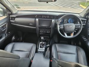 Toyota Fortuner 2.4GD-6 auto - Image 6